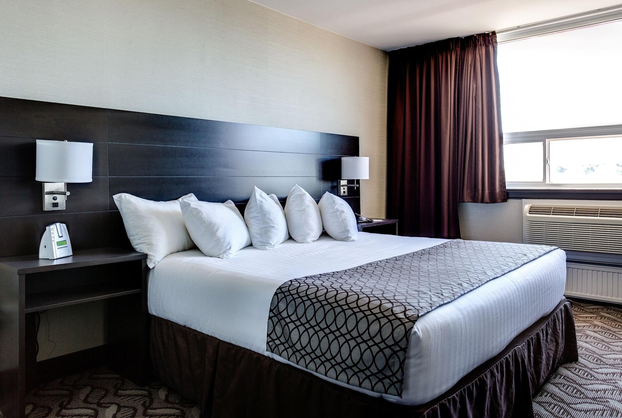 Clarion Hotel Sudbury Bagian luar foto