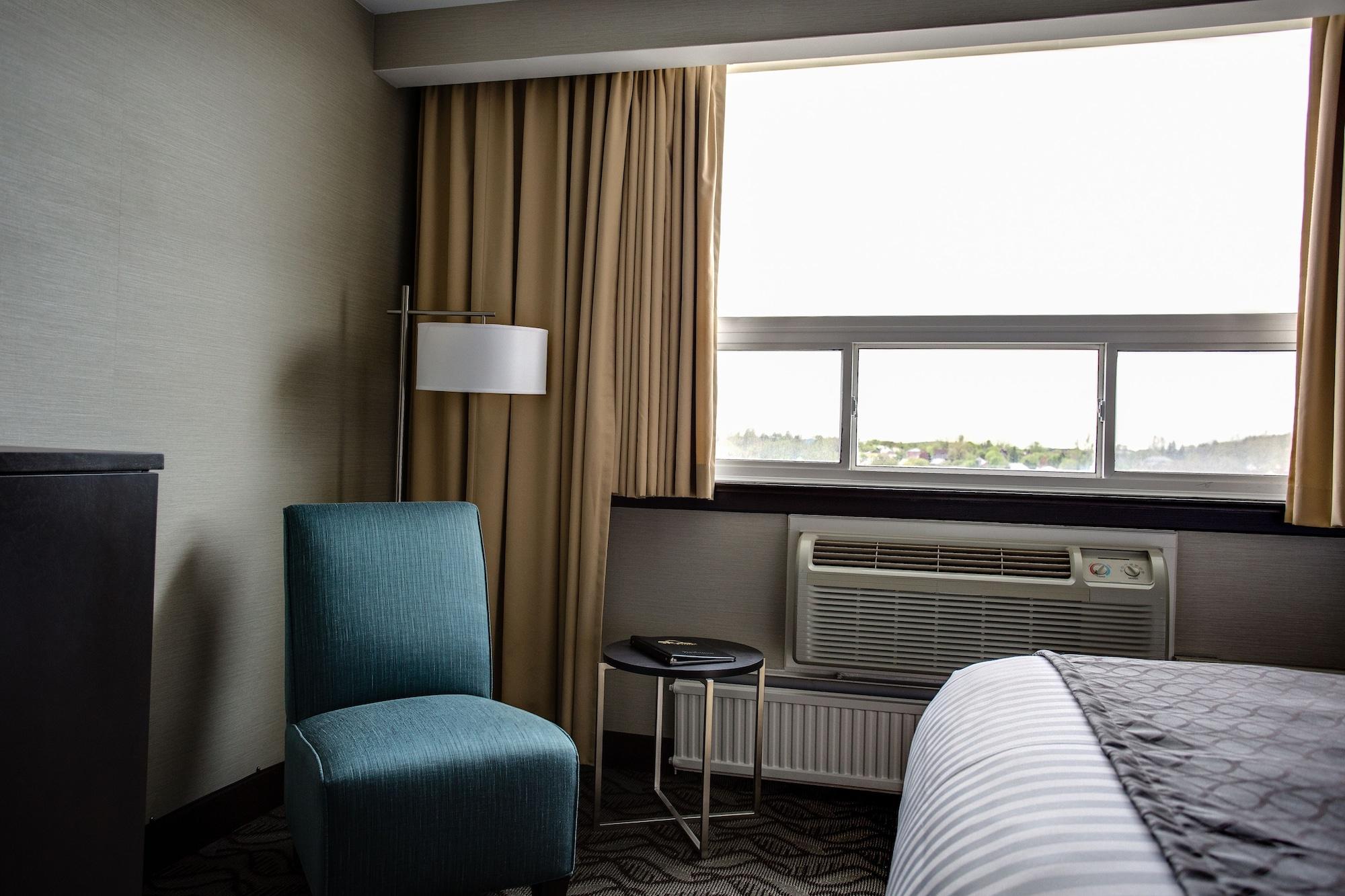 Clarion Hotel Sudbury Bagian luar foto
